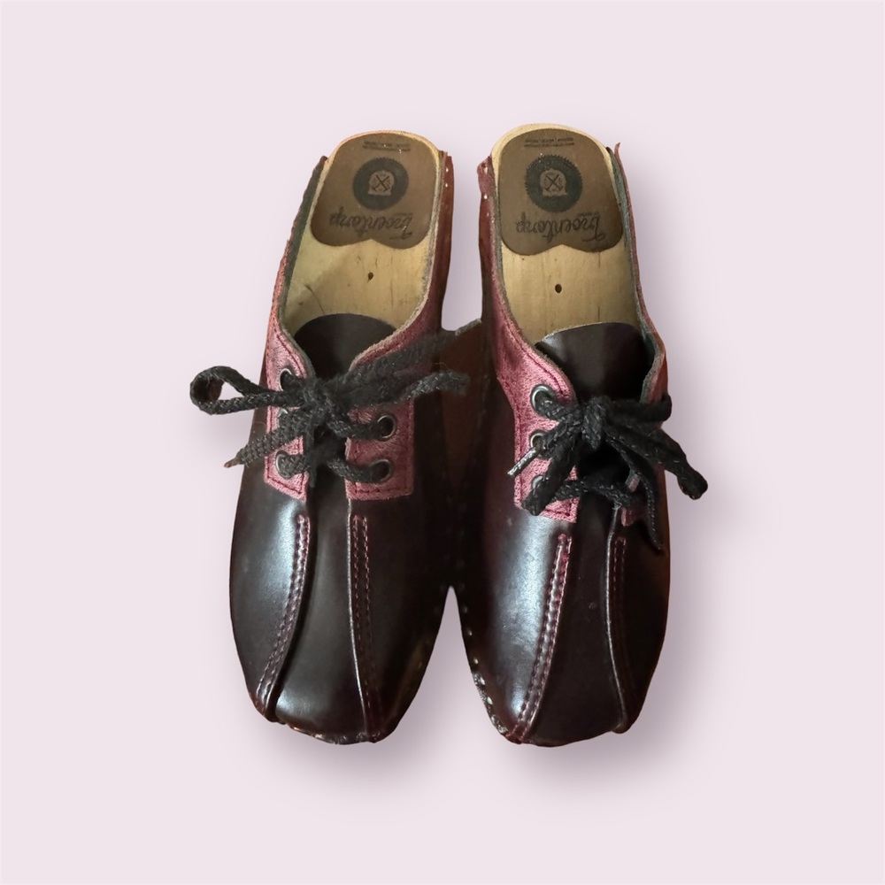 New nvr worn leather Swedish Troentorp clog.deep-red leather-lighter red detail!